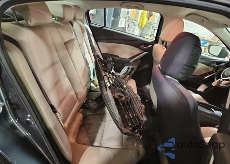 2016 Mazda 6 Sport z USA, uszkodzony, nr VIN JM1GJ1U5XG1411658